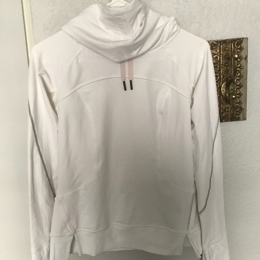 Lululemon white jacket